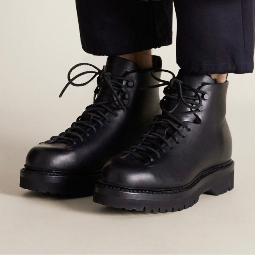 Feit hand-sewn shearling lace up Hiker boots 37
